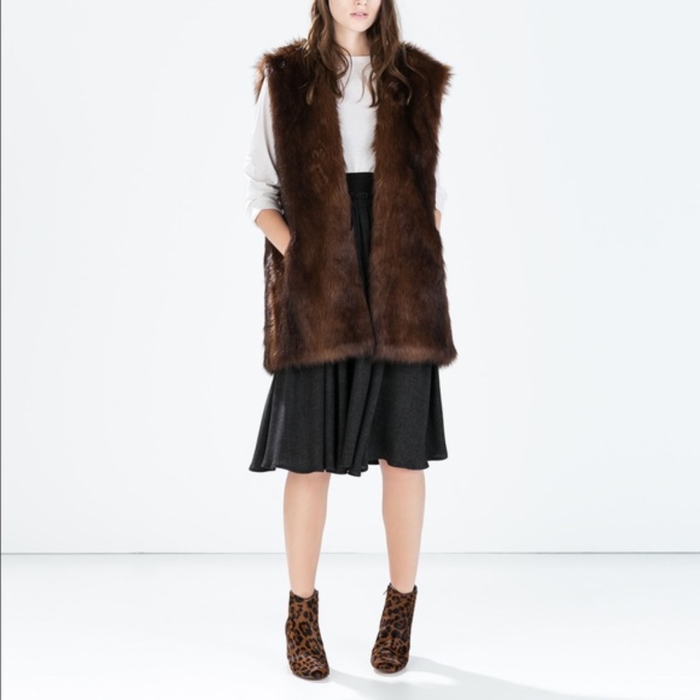 ZARA KNIT Faux Fur Vest Brown Size Medium